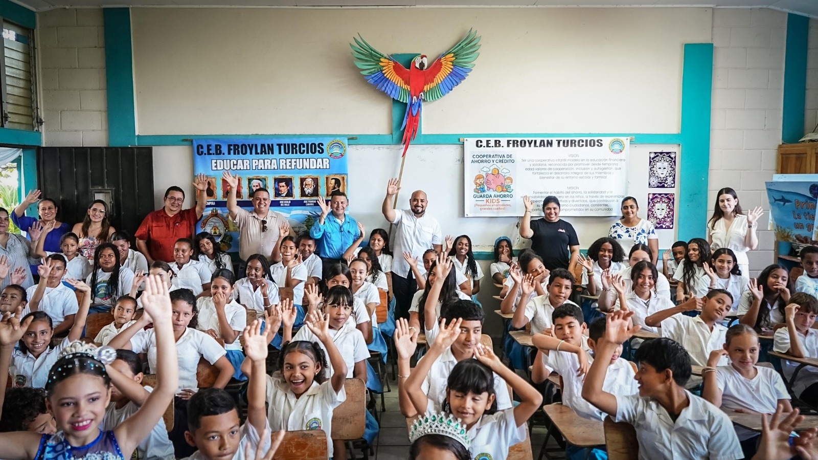 Honduras hace historia al unirse a la Red Global de Escuelas Azules de la UNESCO